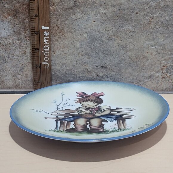 Schmid Hummel Mothers Day 1982 The Flower Basket Decorative Wall Hanging Plate - Picture 6 of 11